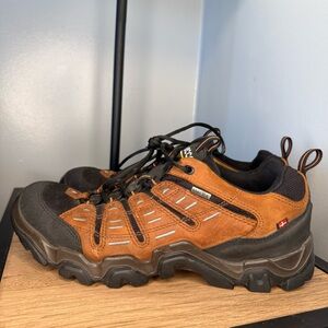 Ecco Men's Gore-Tex Brown and Black Suede Trail Sneakers